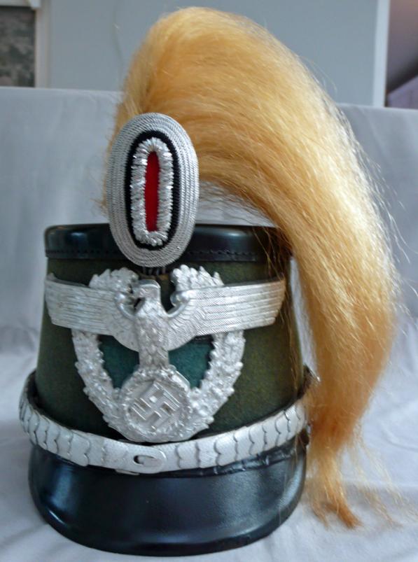 SCHUTZPOLIZEI OFFICERS SHAKO WITH PLUME