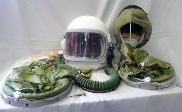 SOVIET UNION MIG PILOT'S HELMET & PRESSURE SUIT