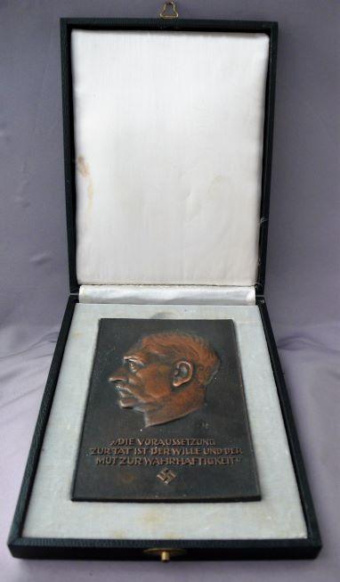 CASED FUHRER PLAQUE