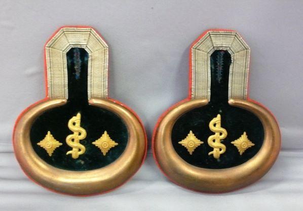PRUSSIAN PAIR EPAULETTES (BANJO BOARDS)