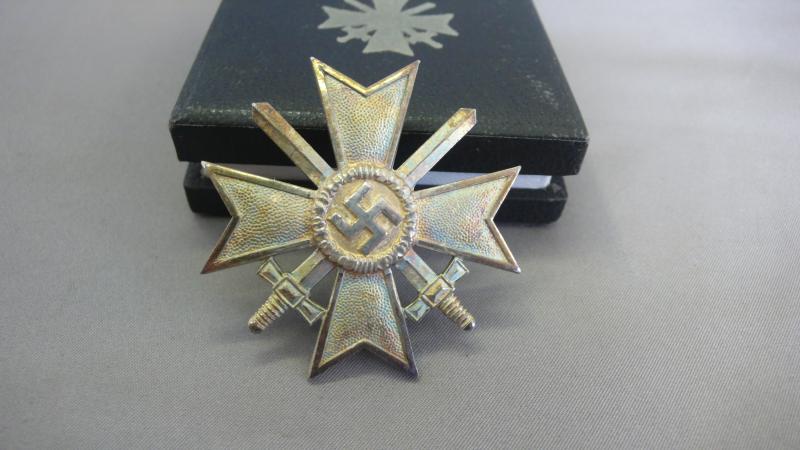 1ST CLASS WAR MERIT CROSS WITH SWORDS