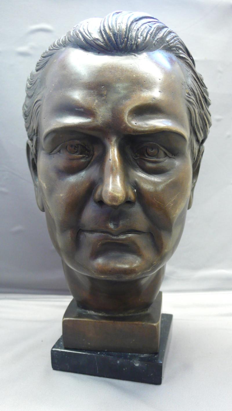 HERMANN GORING BUST