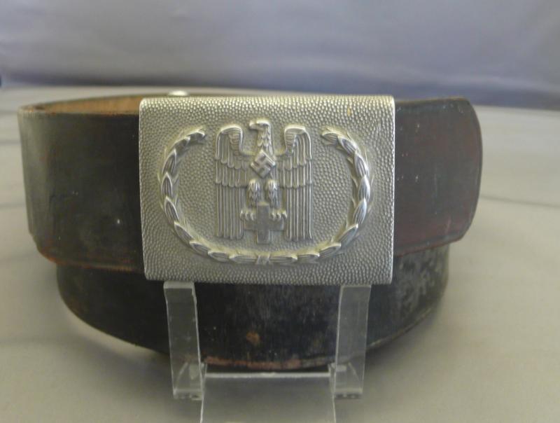 DEUTSCHES ROTES KREUZ BELT AND BUCKLE